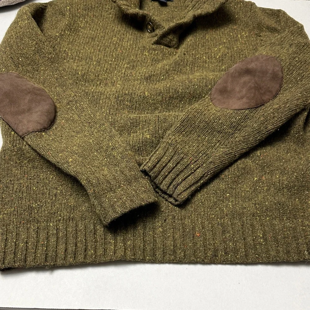Lands' End Men's Wool Turtleneck Sweater in Olive - Picture 2 of 9